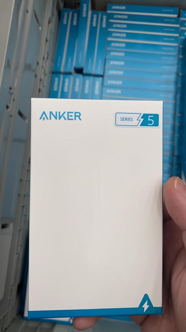 Anker USB-C Cable 240W, 40Gbps, 8K Video – 3.3ft - Image 7