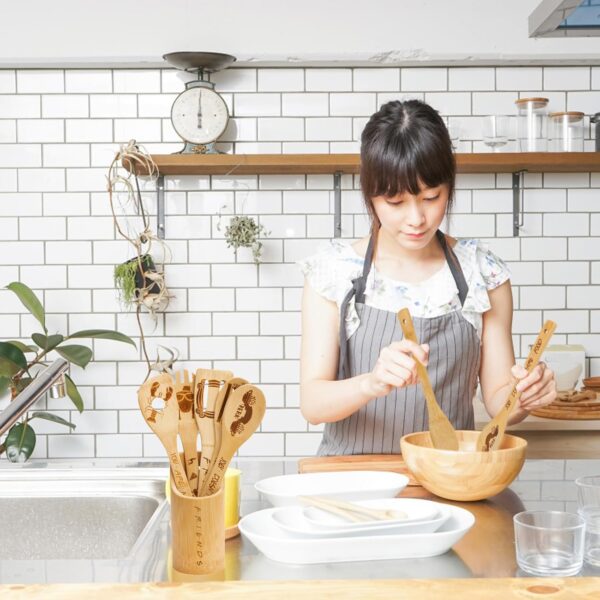 Friends Wooden Spoons for Cooking, 6 Piece Kitchen Utensils Set with - Image 7