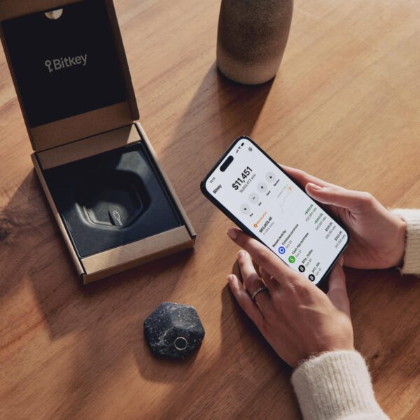 Bitcoin Hardware Wallet - The Most Secure Way to Buy, Store Black graphite - Image 5